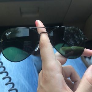 Black ray bans